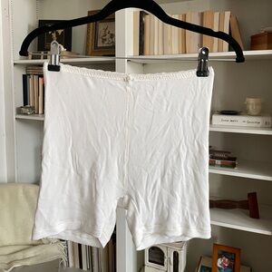 SKIMS Soft Lounge Lace Trim Biker Lounge Shorts